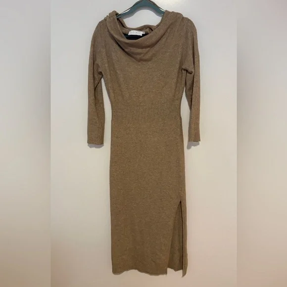 ASTR the Label off-shoulder long sleeve sweater dress - Picture 3 of 5